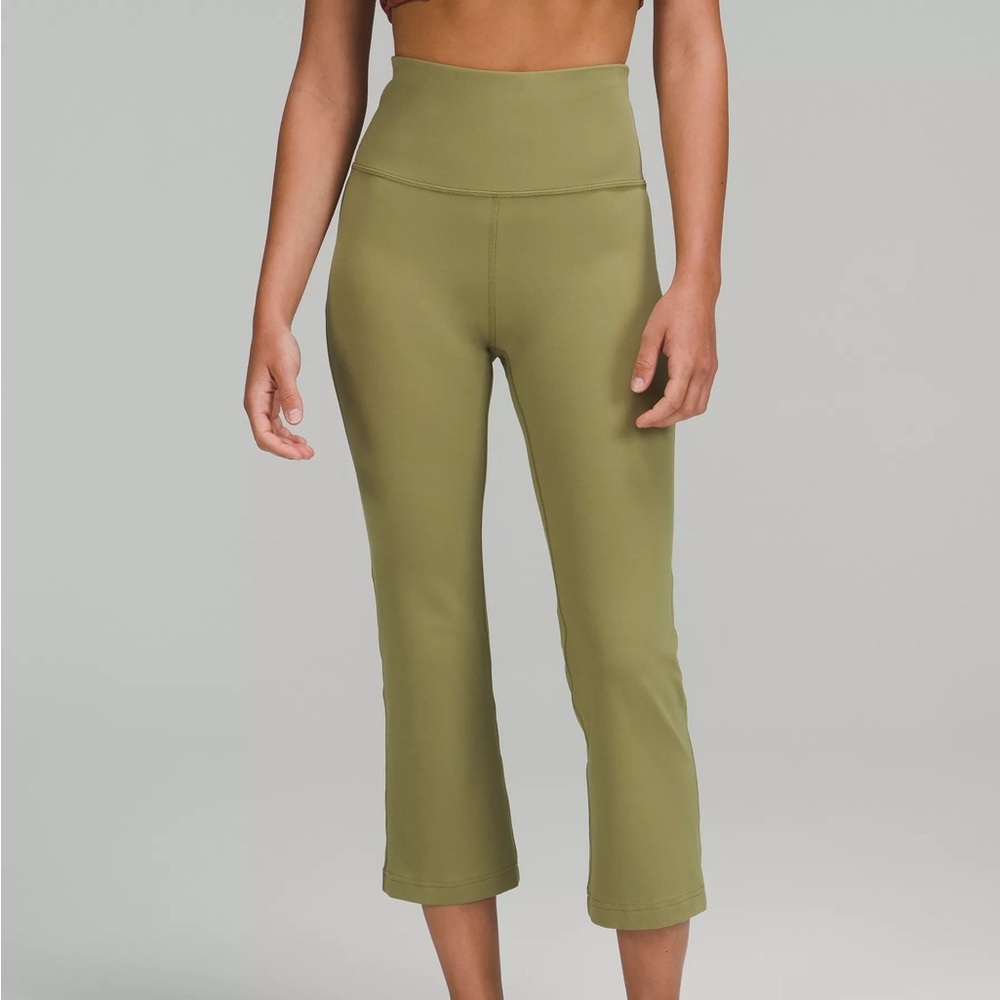 Lululemon Groove Super-High-Rise Crop 23" - Bronze Green - Size 6
